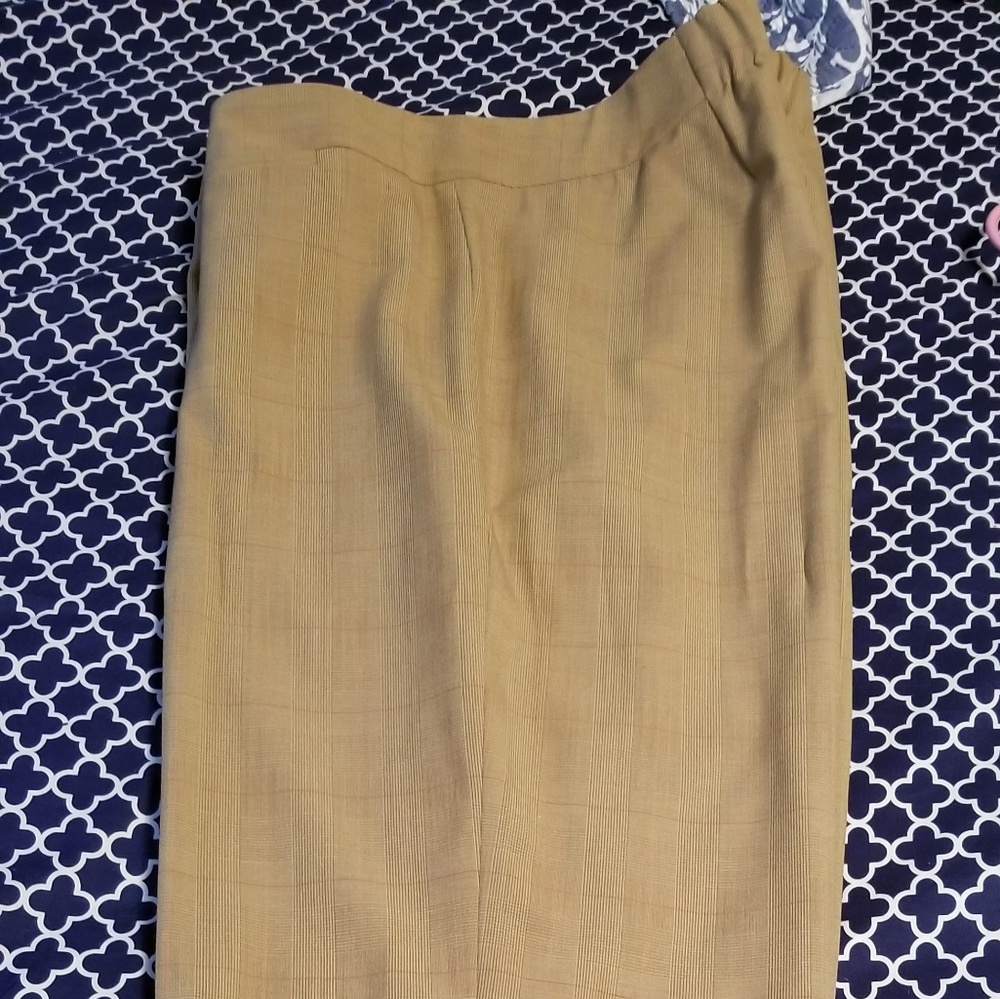 Linen crop pants